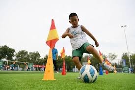 约老师复出爆砍39+10+10 字母哥缺阵掘金轻取雄鹿